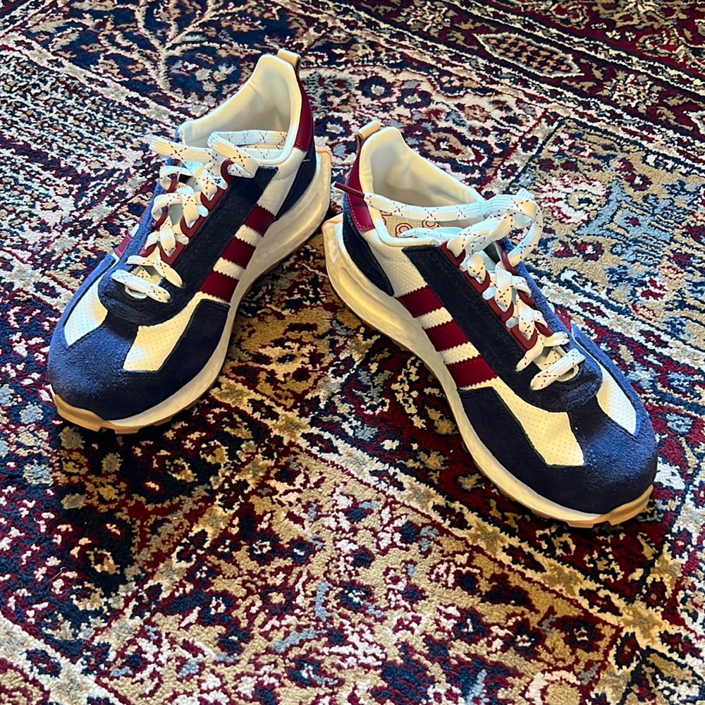 Adidas Retropy E5 Casual Sneakers Navy/Burgundy GW1650 Men 6.5,
Women 7.5 Shoes